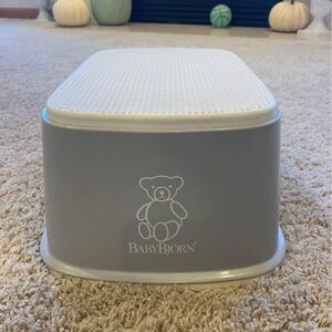 Baby bjorn step stool